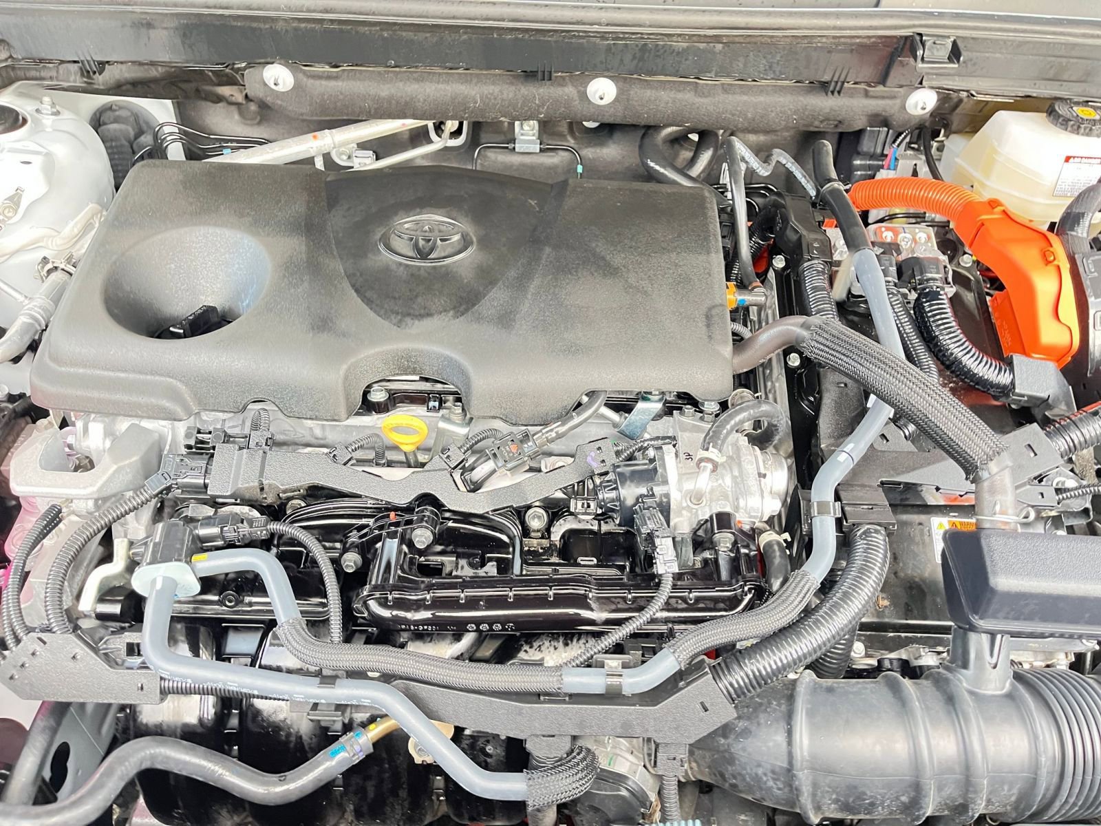 Thumbnail: 2025 Toyota RAV4 - 32