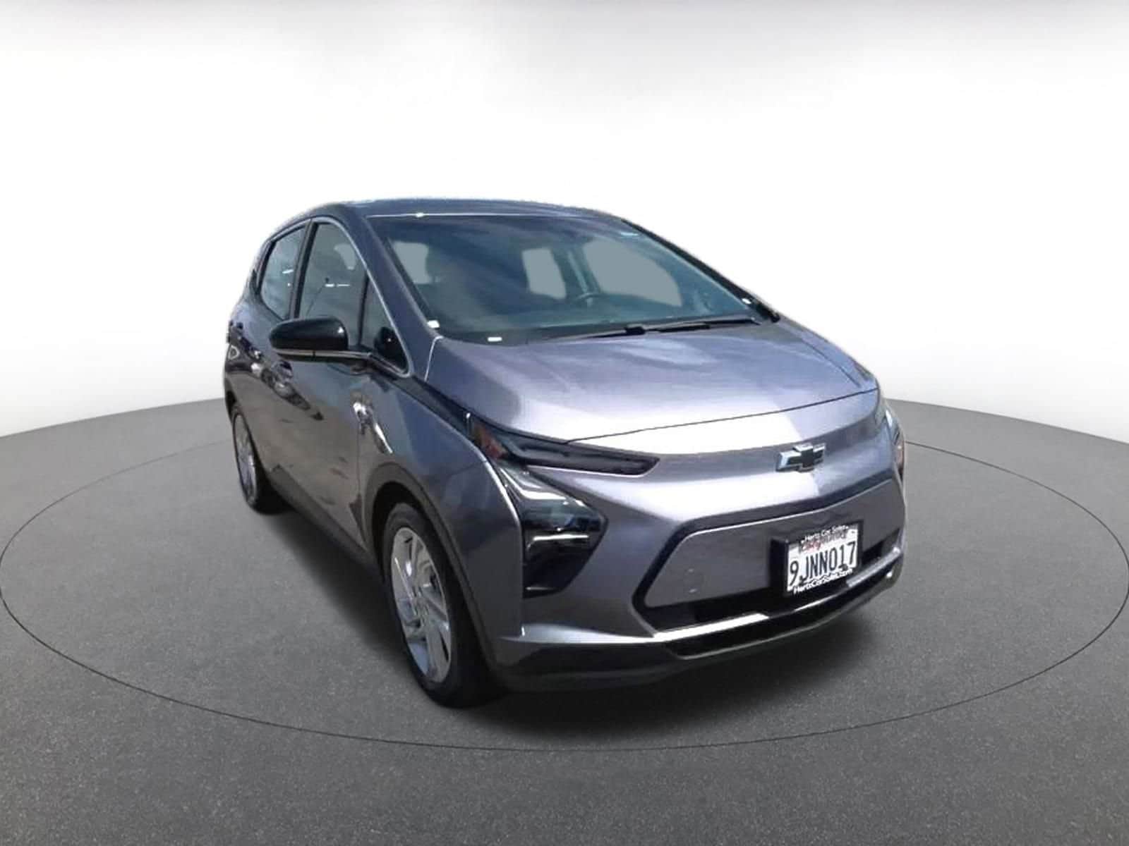 Thumbnail: 2023 Chevrolet Bolt EV - 3
