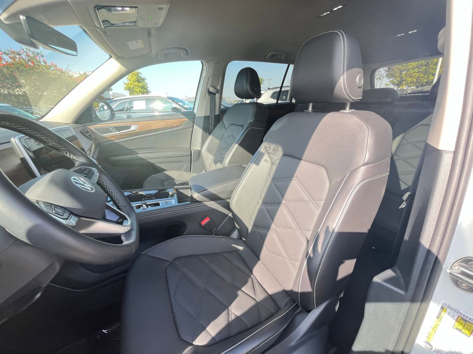 Thumbnail: 2025 Volkswagen Atlas - 27