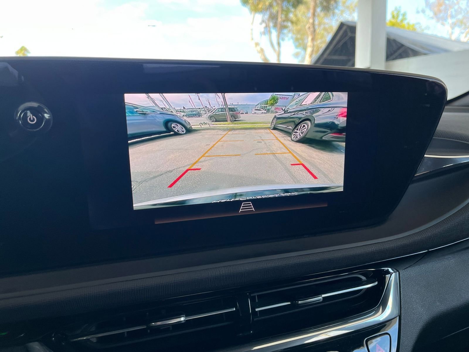 Thumbnail: 2025 Buick Envista - 17