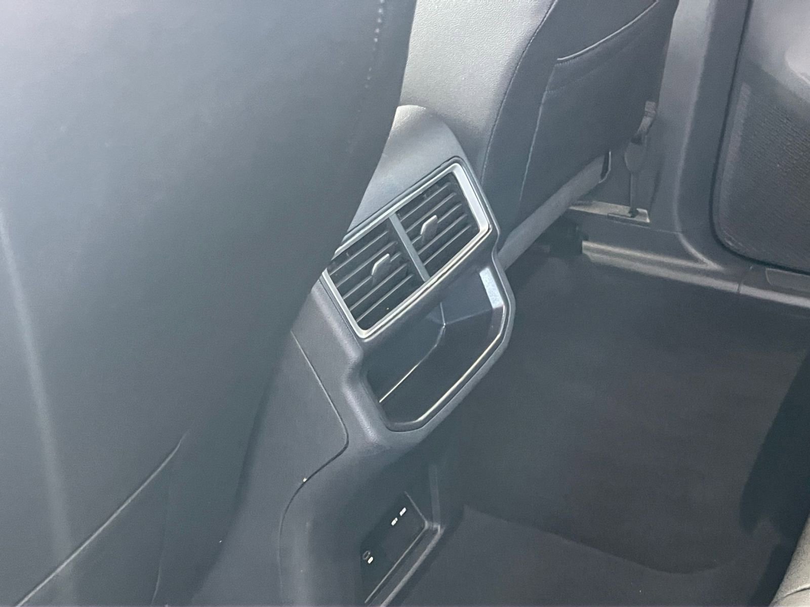 Thumbnail: 2025 Volkswagen Atlas - 24