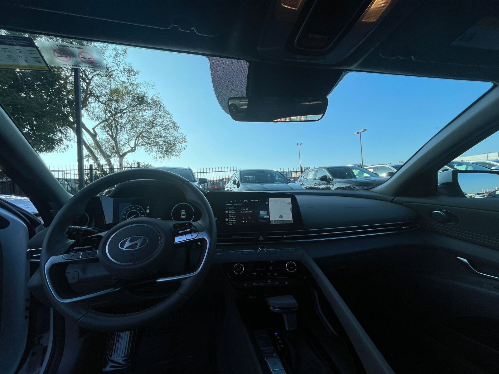 Thumbnail: 2025 Hyundai Elantra - 33