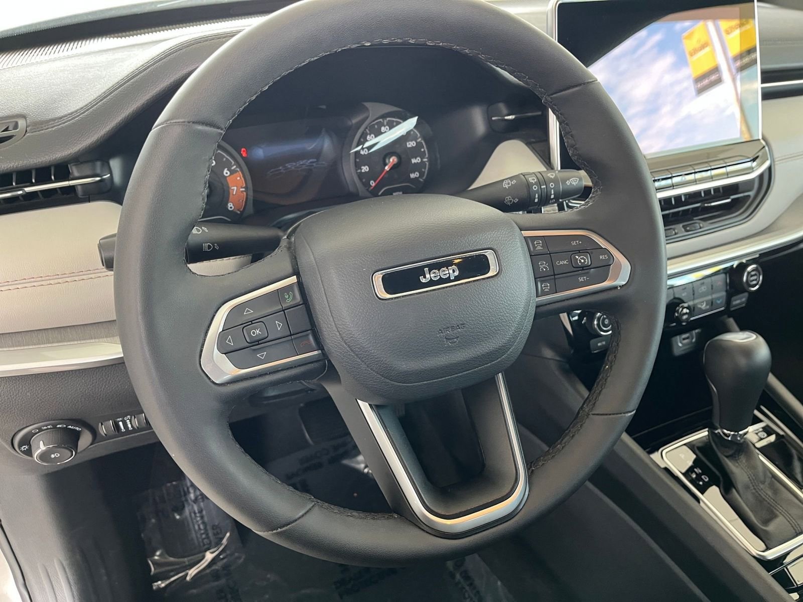 Thumbnail: 2025 Jeep Compass - 28