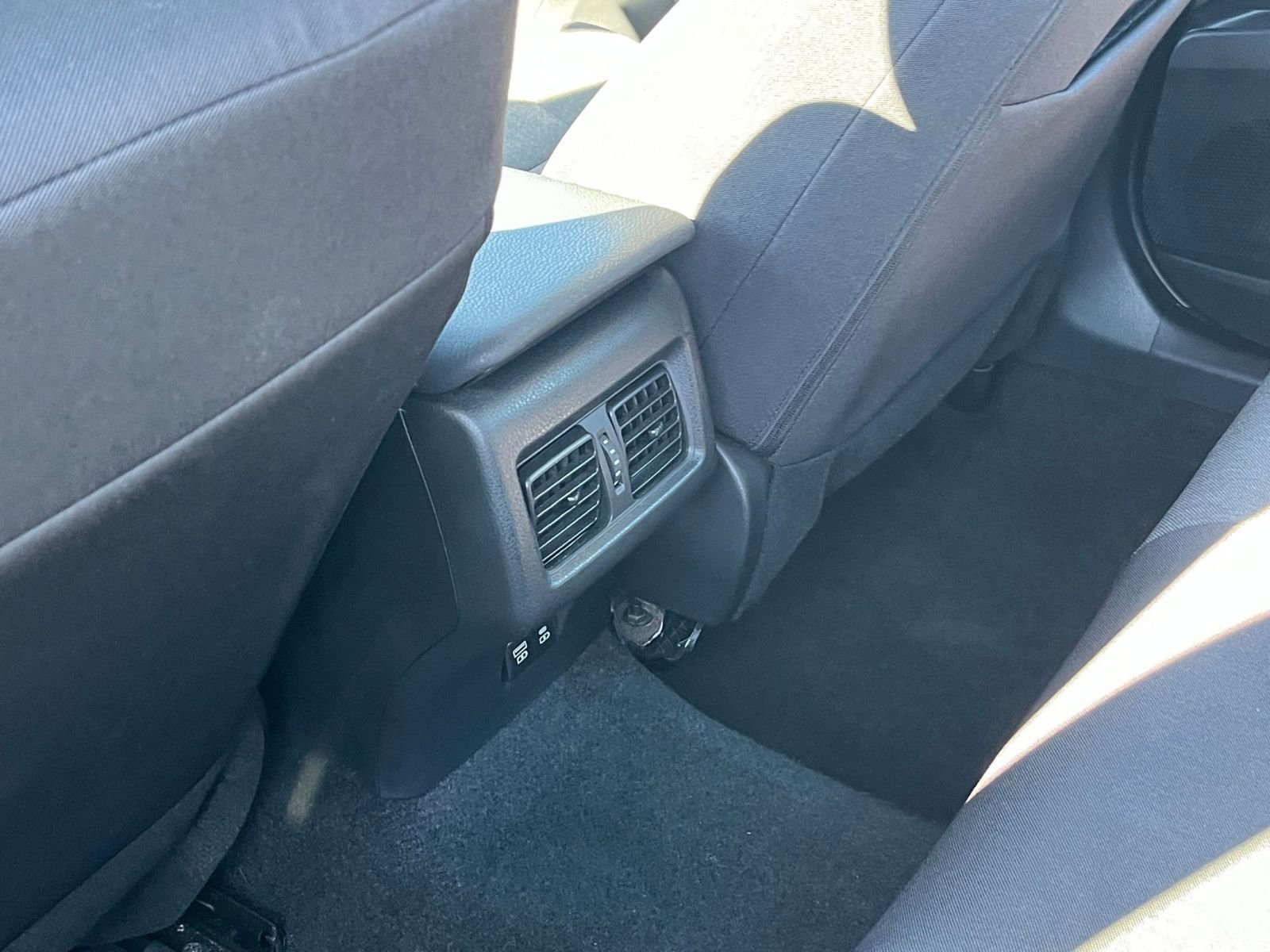 Thumbnail: 2025 Toyota Camry - 24