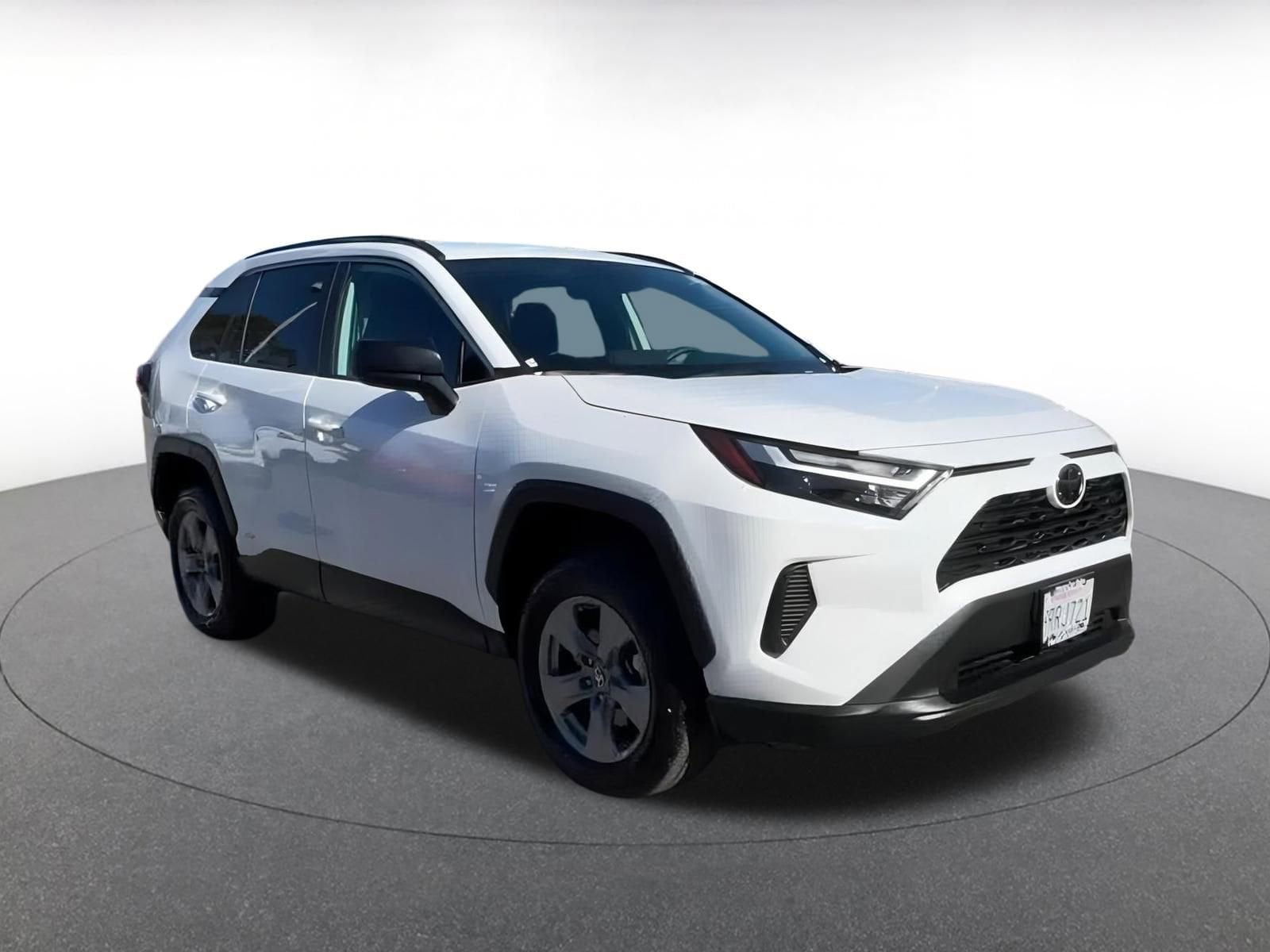 Thumbnail: 2025 Toyota RAV4 - 2