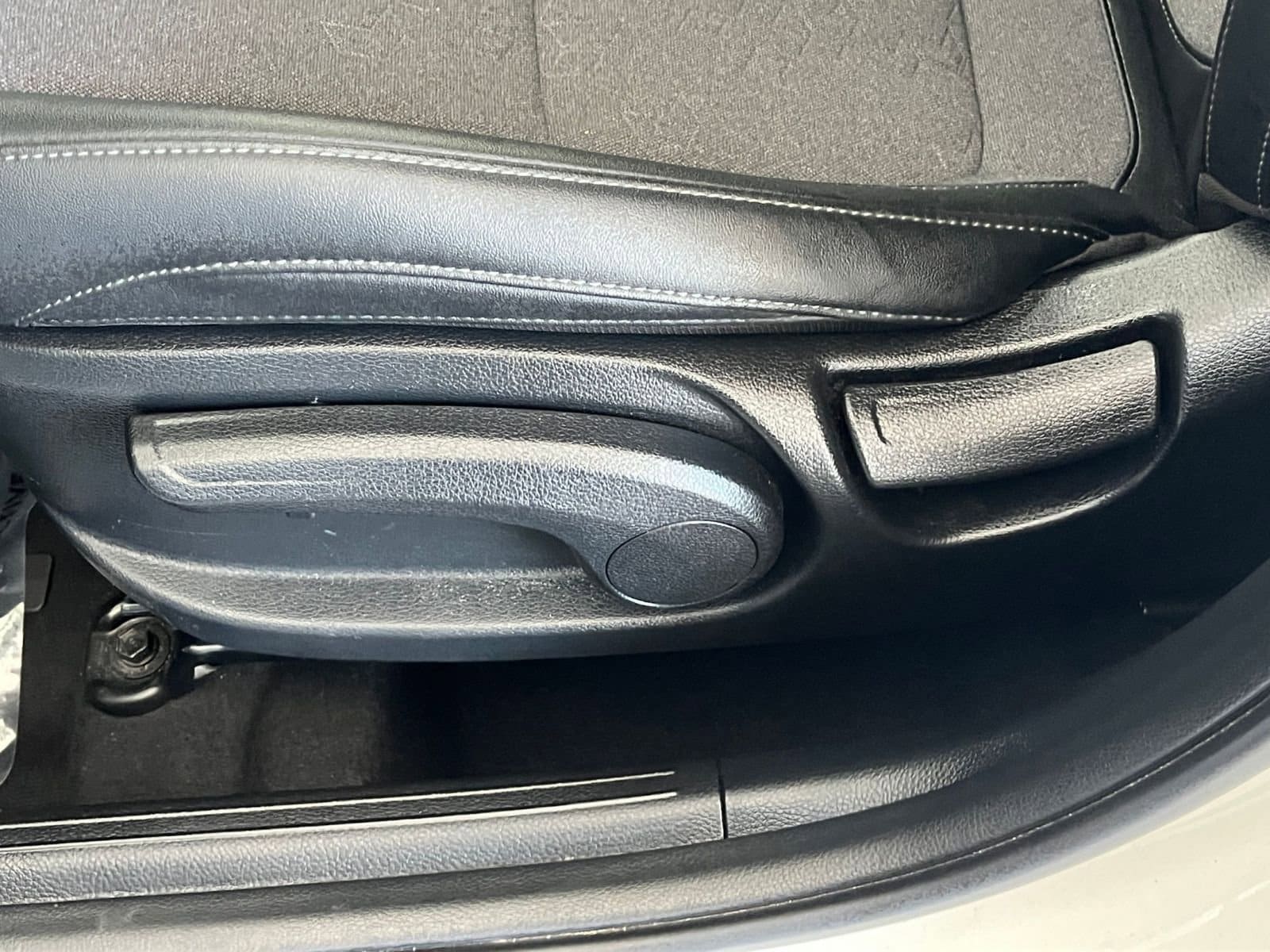 Thumbnail: 2025 Kia Seltos - 23