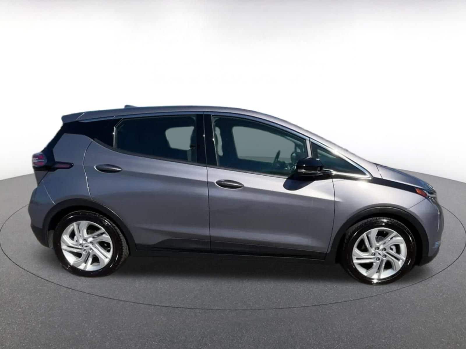 Thumbnail: 2023 Chevrolet Bolt EV - 13