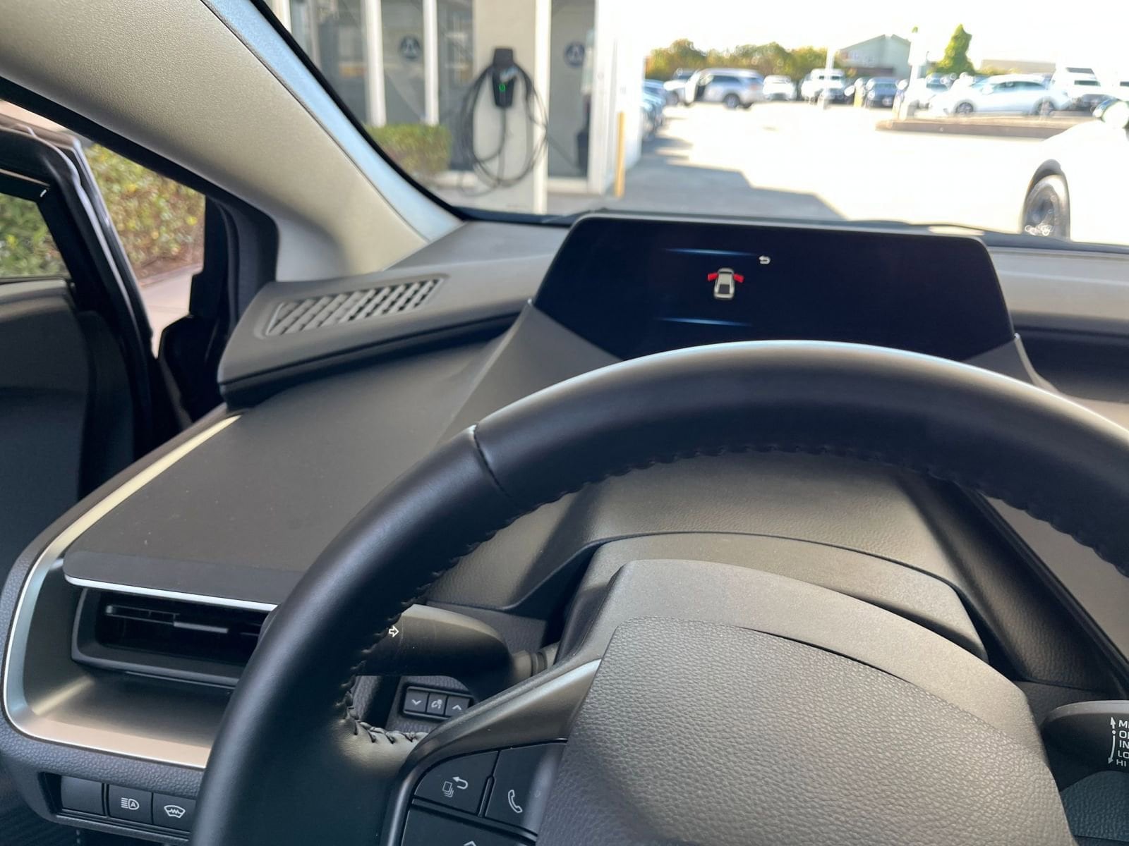 Thumbnail: 2025 Toyota Prius - 34