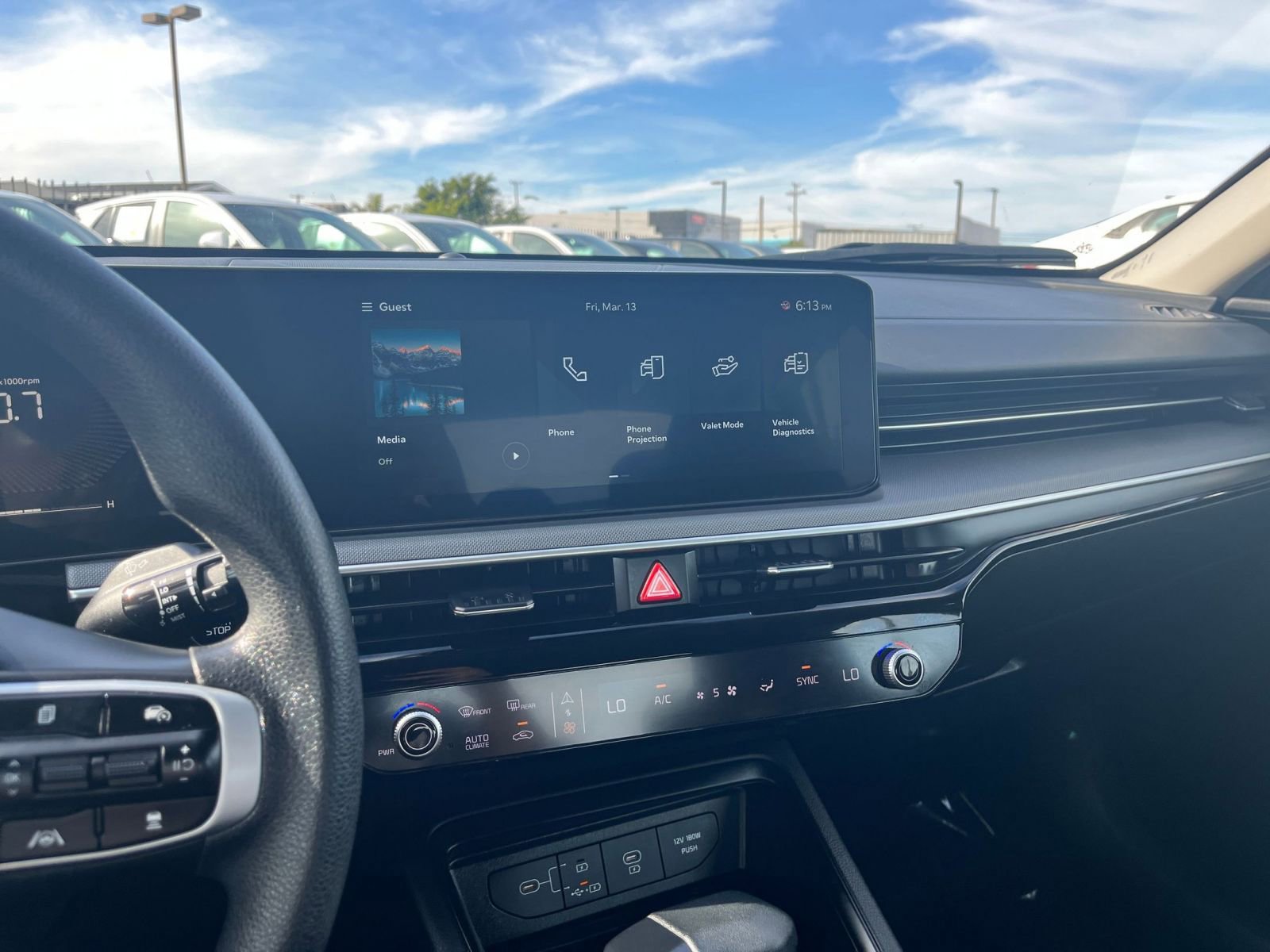 Thumbnail: 2025 Kia K5 - 17