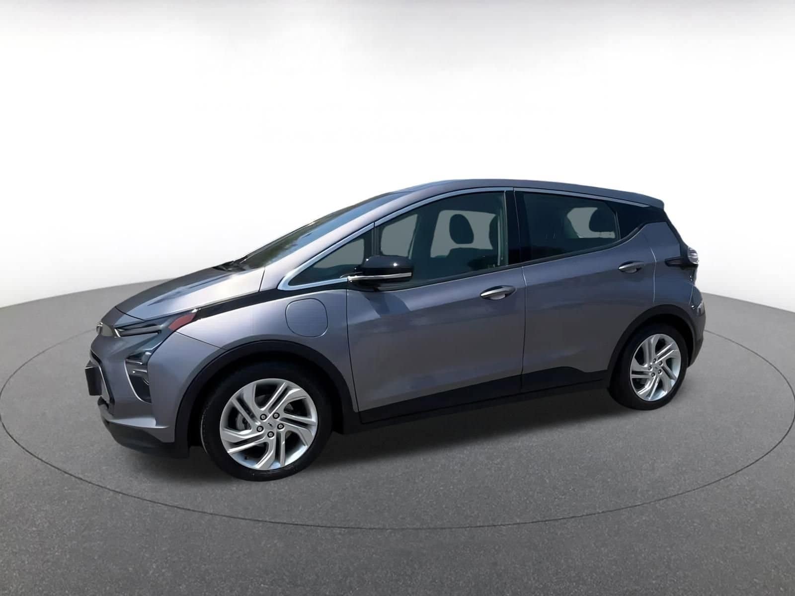 Thumbnail: 2023 Chevrolet Bolt EV - 6