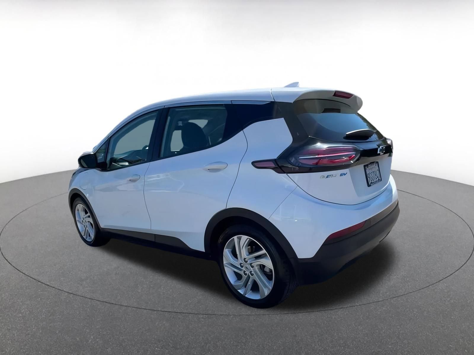 Thumbnail: 2023 Chevrolet Bolt EV - 8