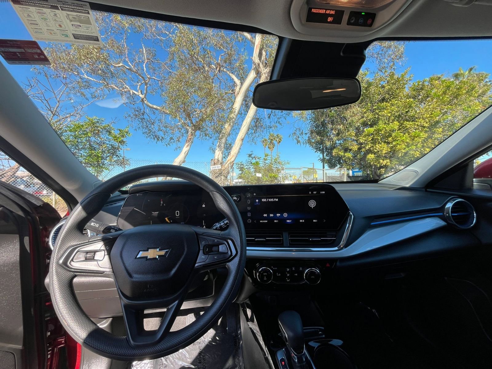 Thumbnail: 2025 Chevrolet Trax - 34