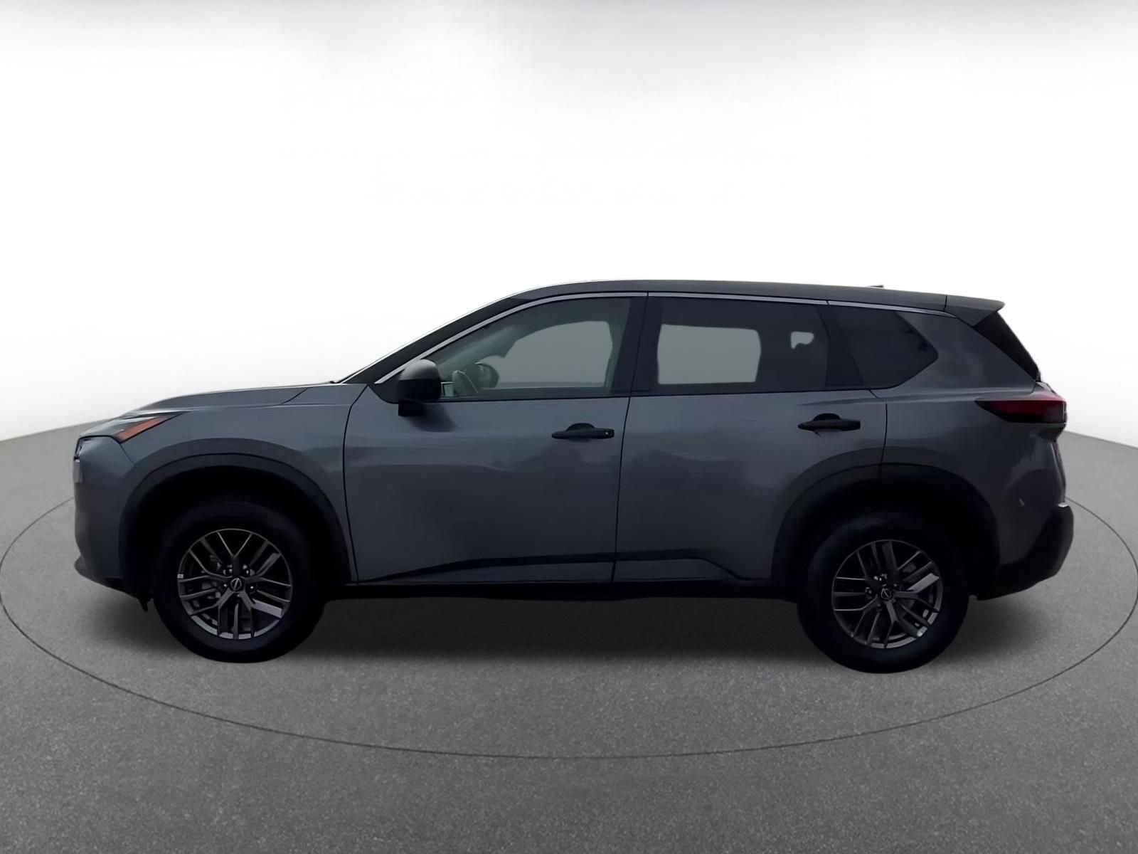 Thumbnail: 2023 Nissan Rogue - 9