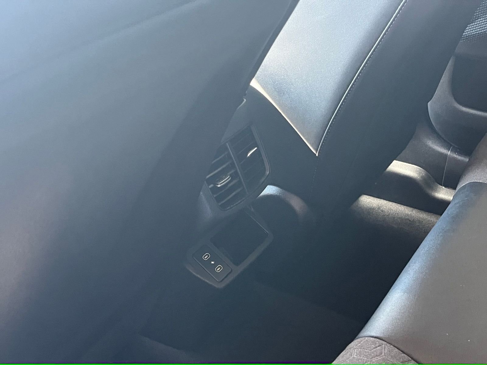 Thumbnail: 2025 Kia Seltos - 24