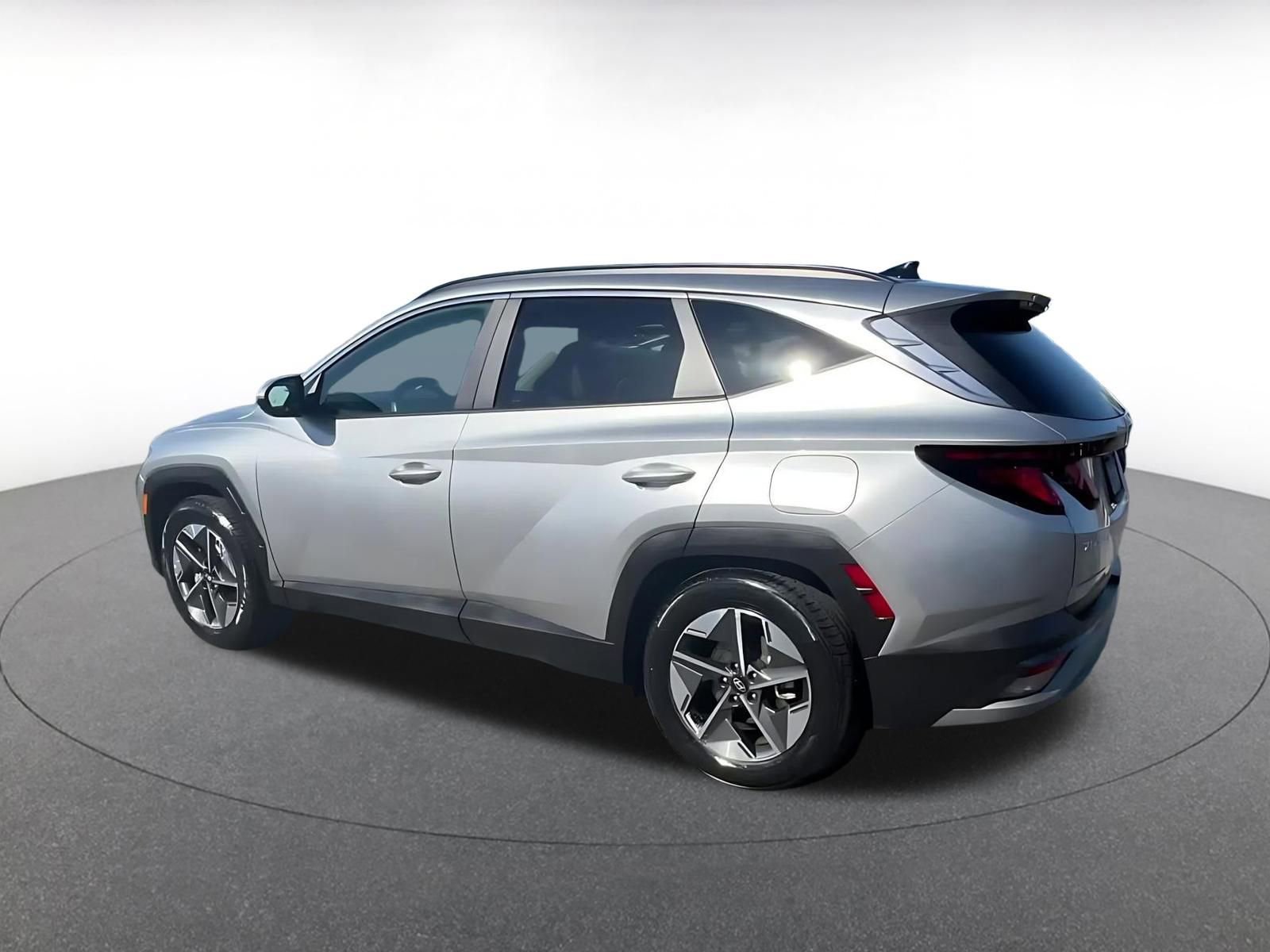 Thumbnail: 2025 Hyundai Tucson - 10