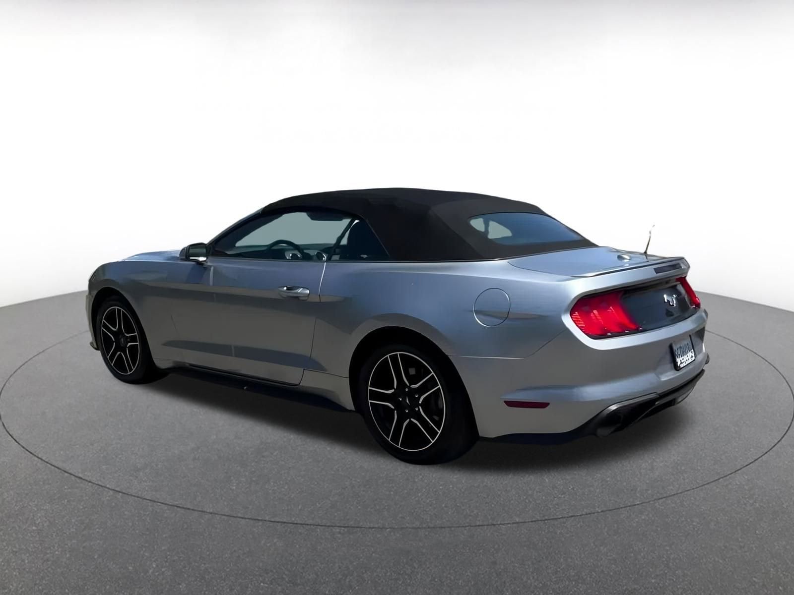 Thumbnail: 2023 Ford Mustang - 8