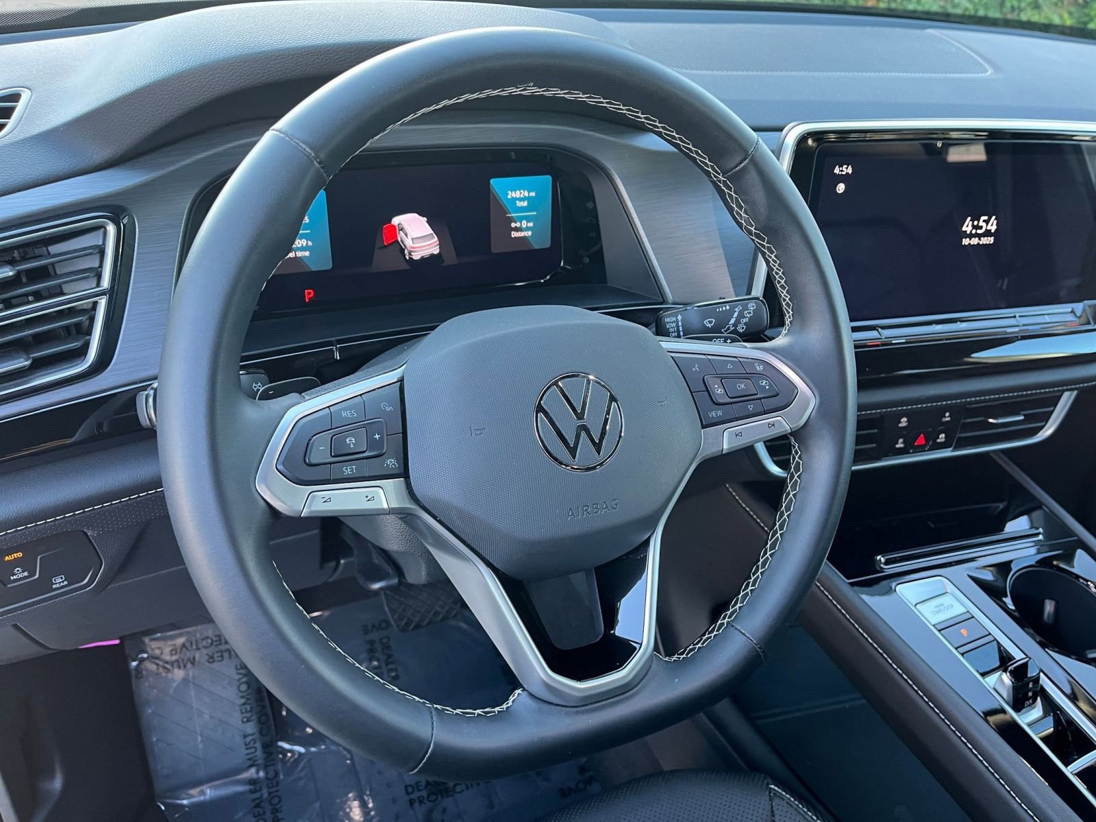 Thumbnail: 2025 Volkswagen Atlas - 28