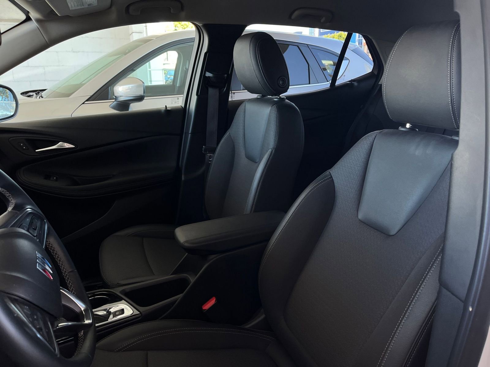 Thumbnail: 2025 Buick Encore GX - 27