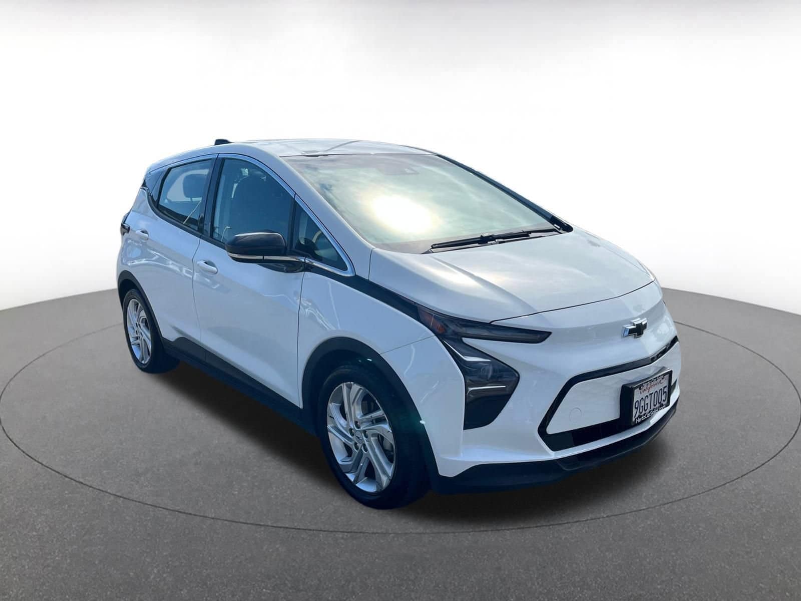Thumbnail: 2023 Chevrolet Bolt EV - 1