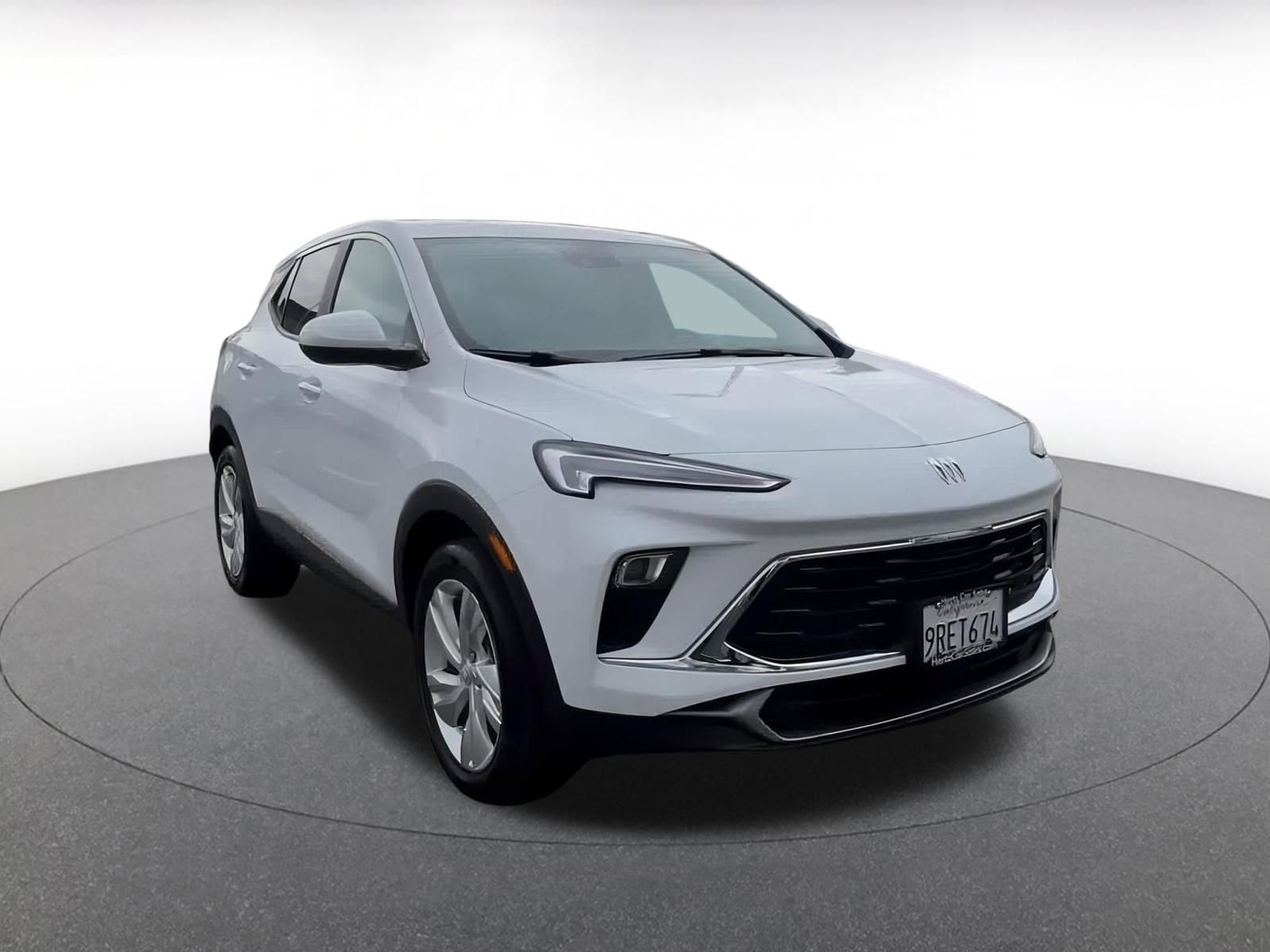 Thumbnail: 2025 Buick Encore GX - 3