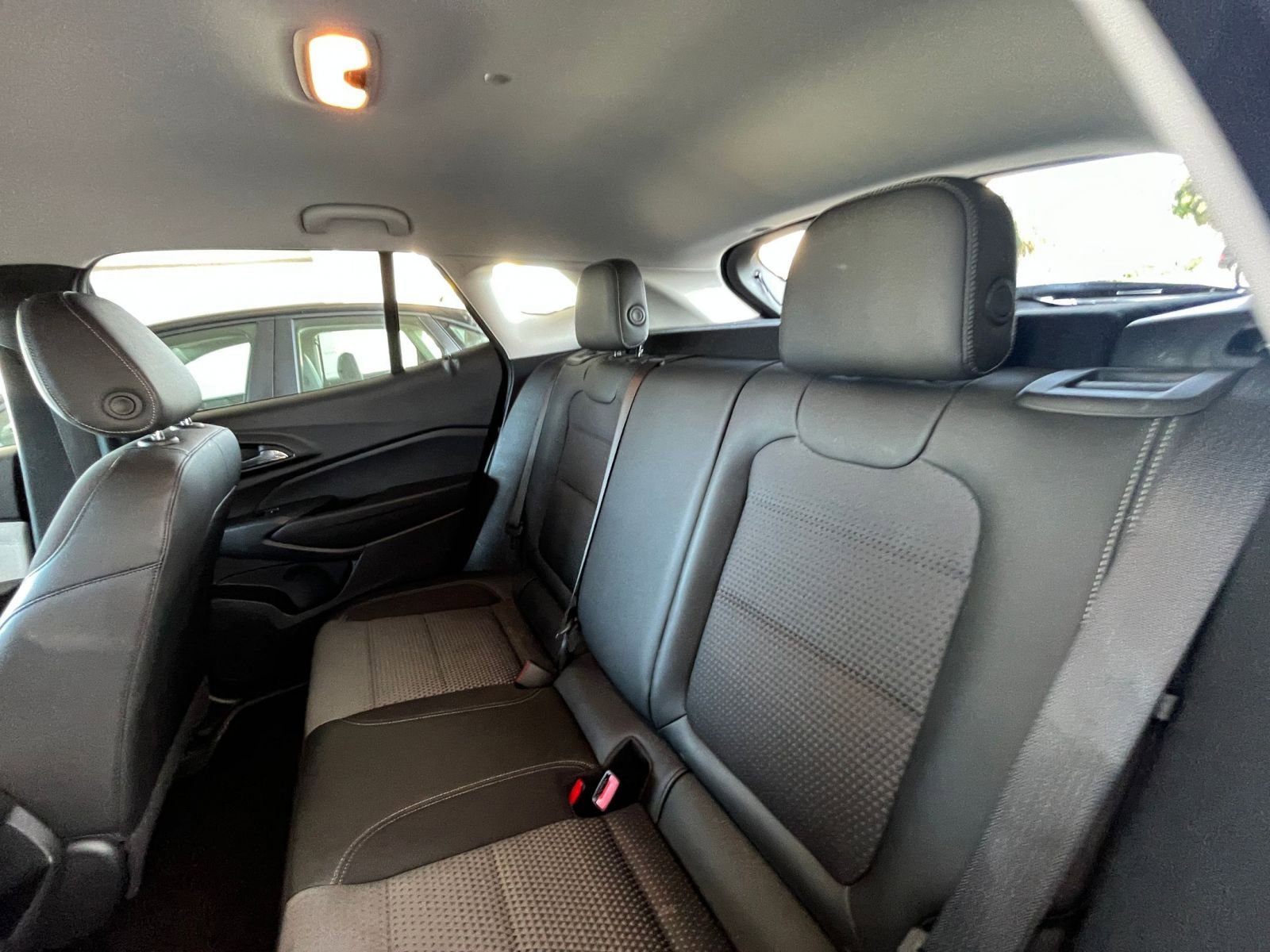 Thumbnail: 2025 Chevrolet Trax - 25