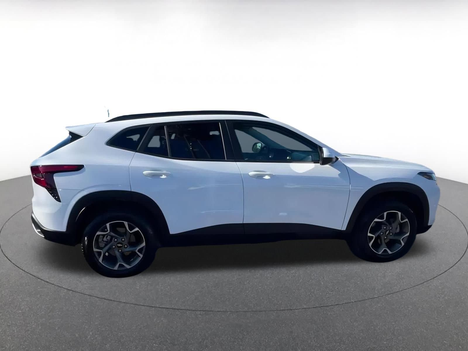 Thumbnail: 2025 Chevrolet Trax - 15