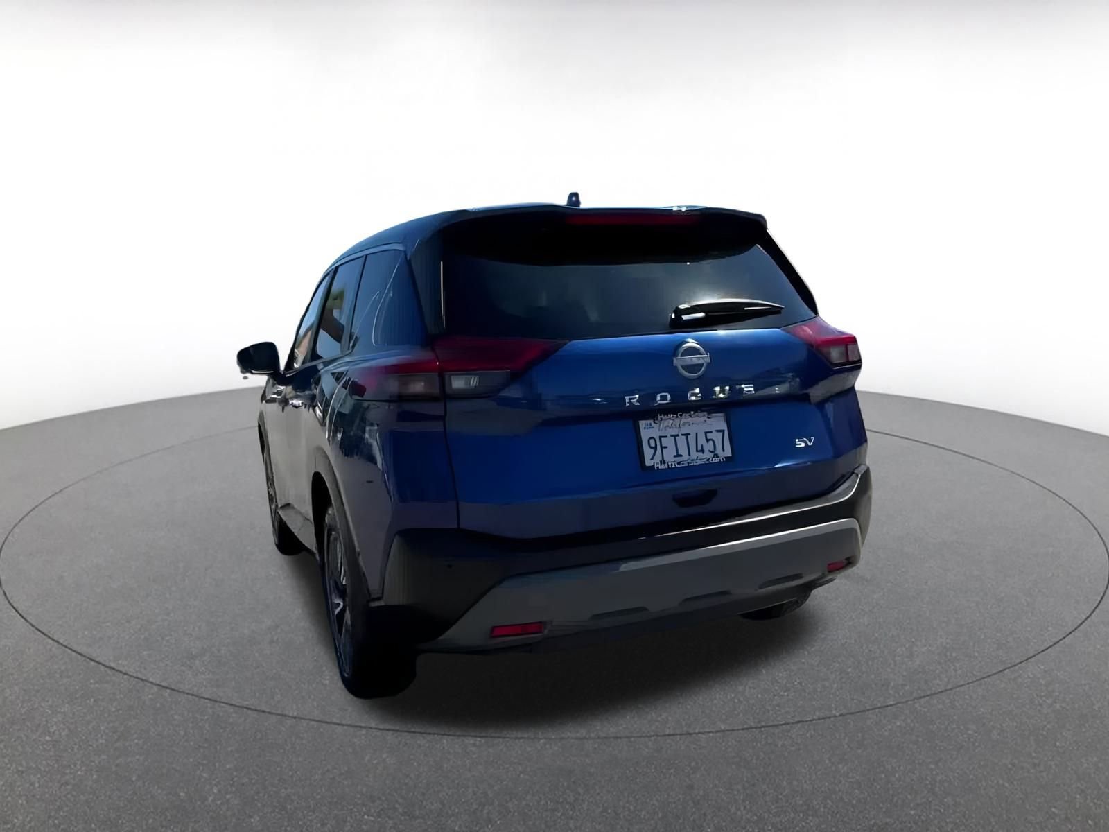Thumbnail: 2023 Nissan Rogue - 9