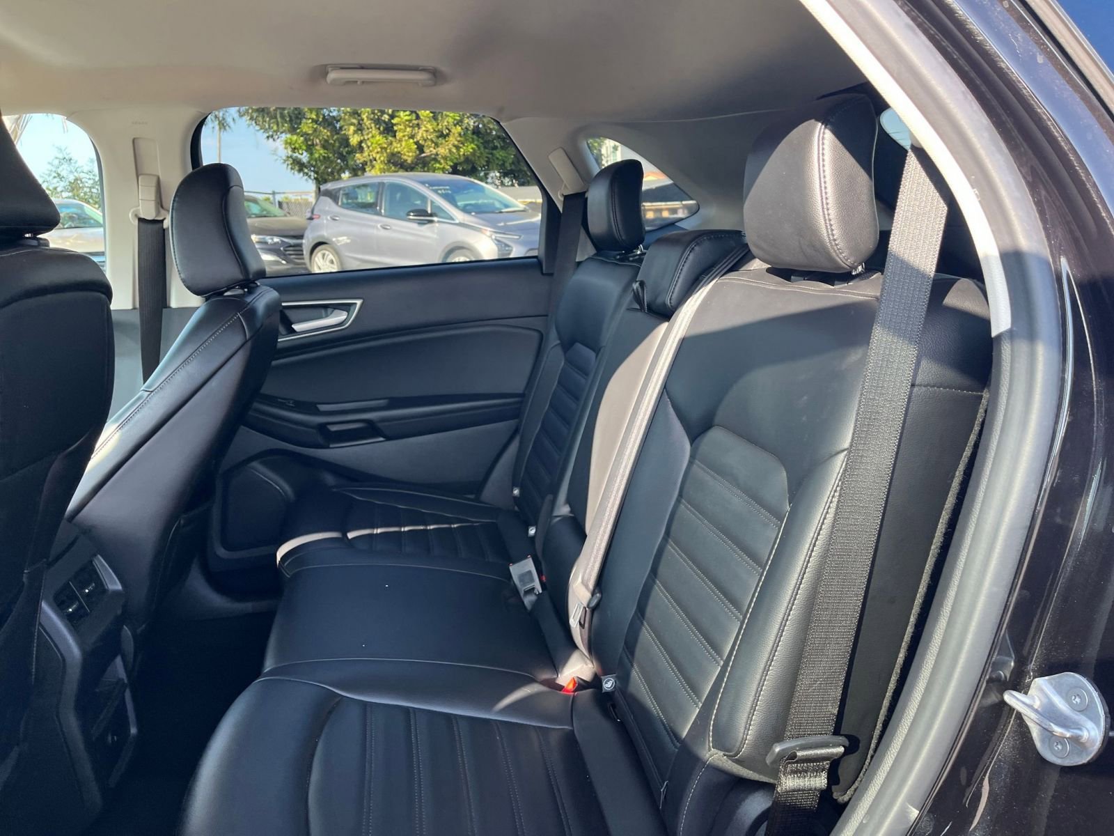 Thumbnail: 2023 Ford Edge - 25