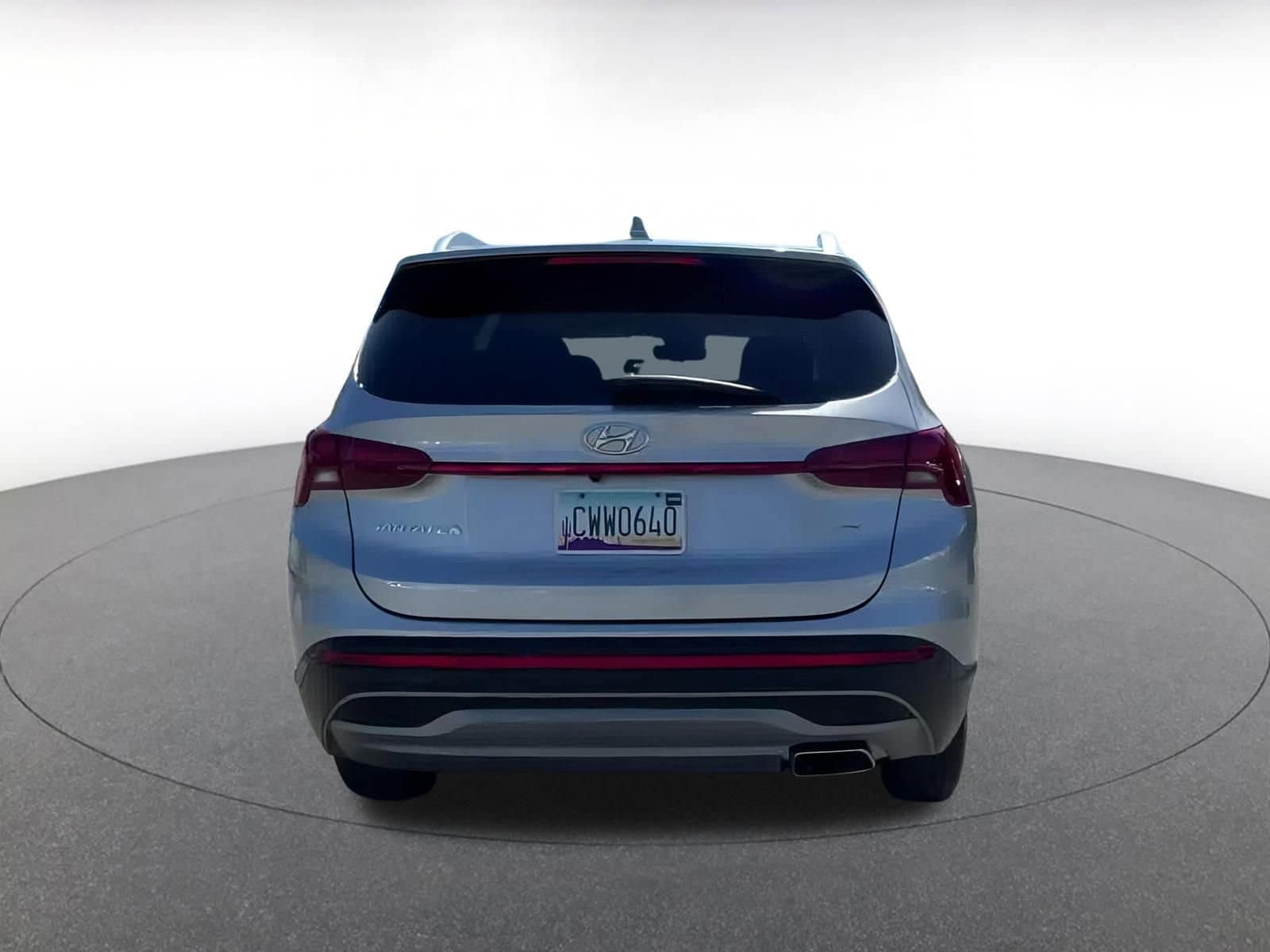 Thumbnail: 2023 Hyundai Santa Fe - 10