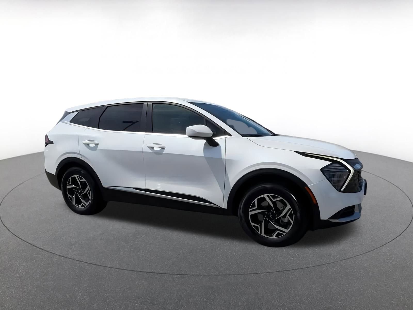 Thumbnail: 2024 Kia Sportage - 2