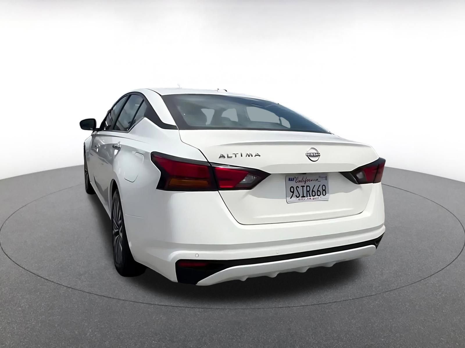 Thumbnail: 2025 Nissan Altima - 11