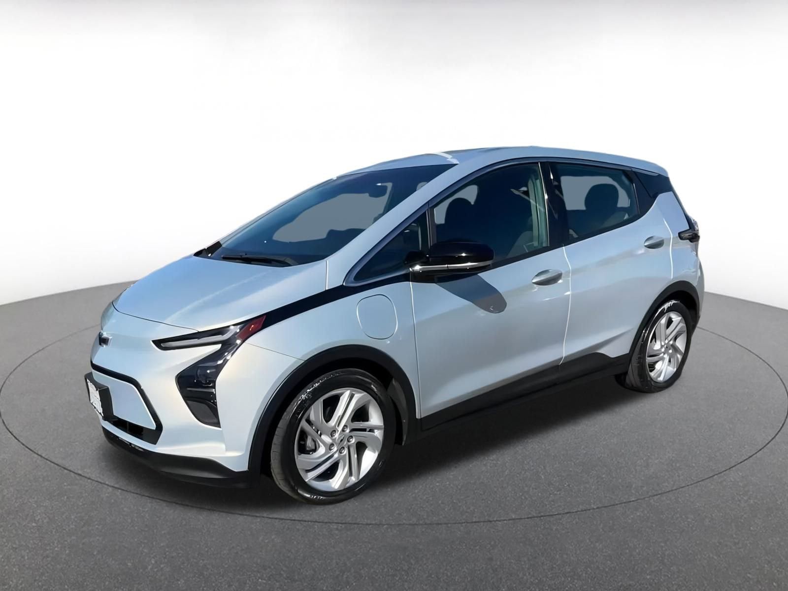 Thumbnail: 2023 Chevrolet Bolt EV - 8