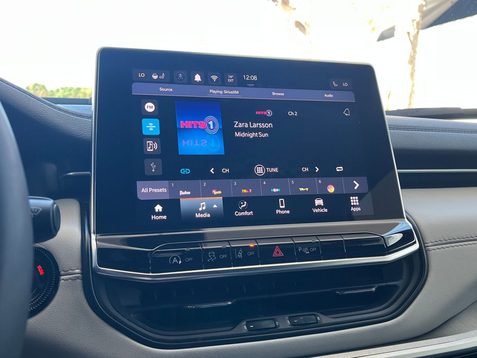 Thumbnail: 2025 Jeep Compass - 20