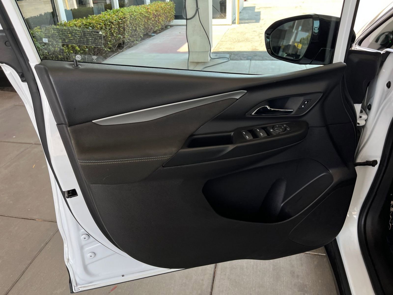 Thumbnail: 2023 Chevrolet Bolt EV - 20