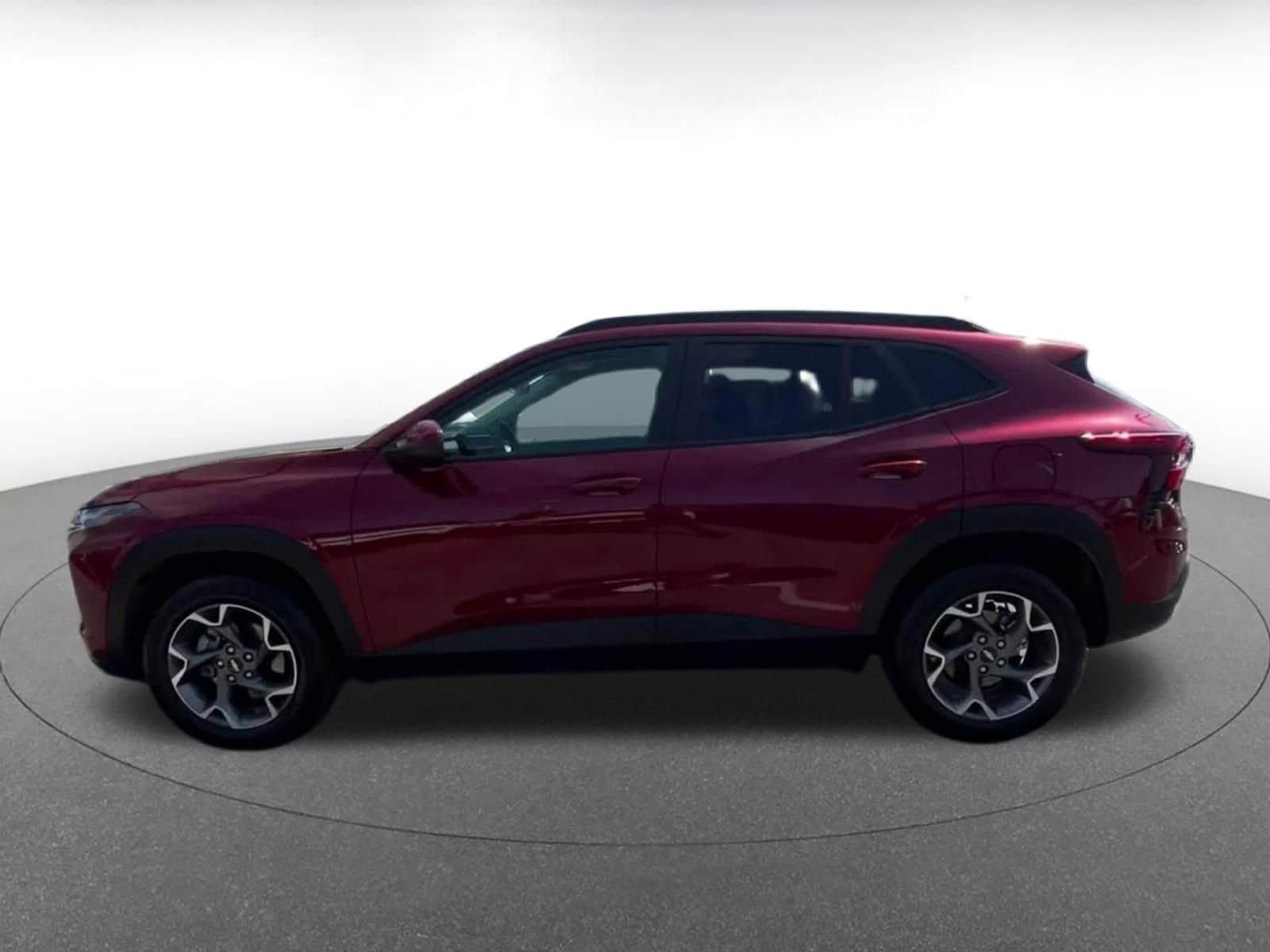 Thumbnail: 2025 Chevrolet Trax - 9