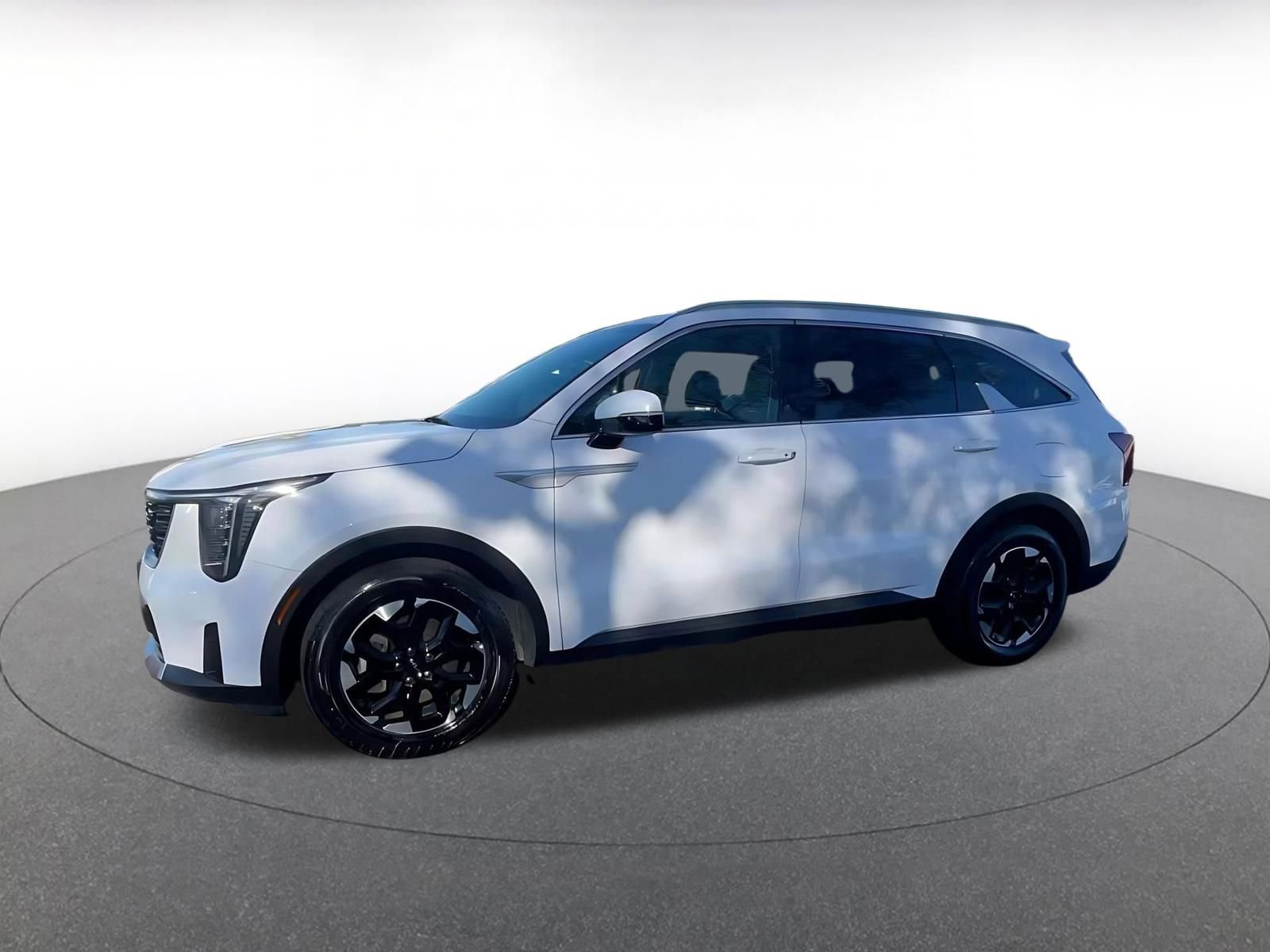 Thumbnail: 2024 Kia Sorento - 8