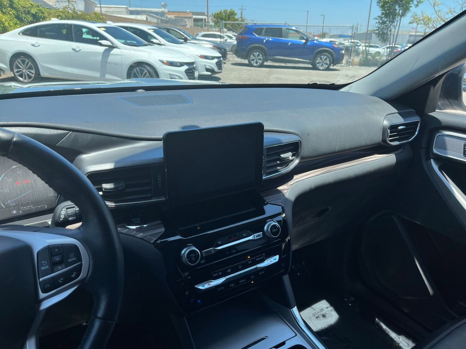 Thumbnail: 2023 Ford Explorer - 21