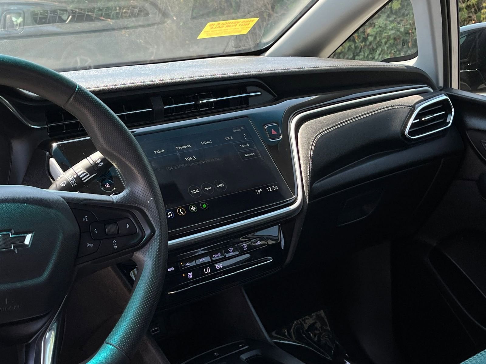 Thumbnail: 2023 Chevrolet Bolt EV - 17