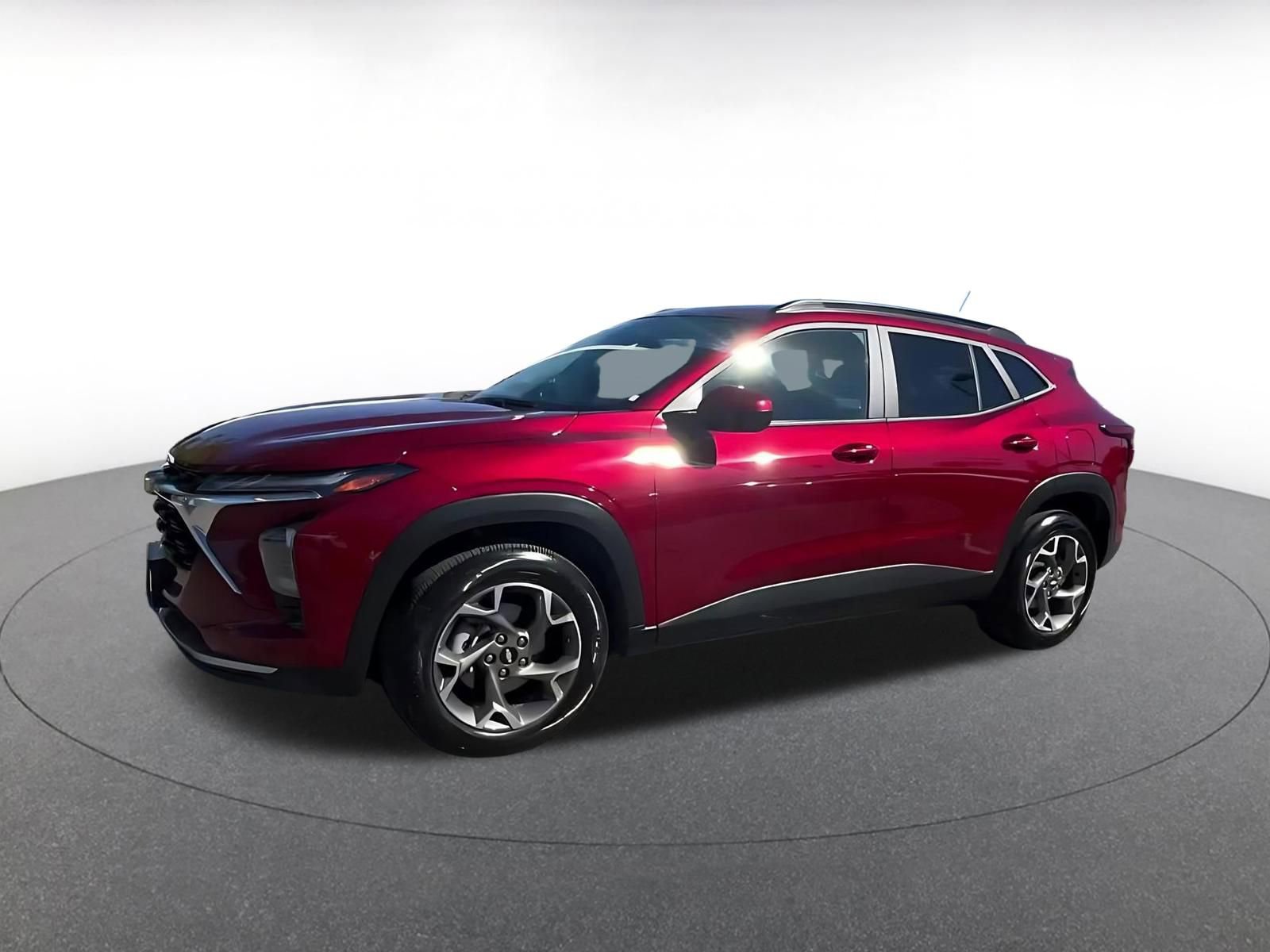 Thumbnail: 2025 Chevrolet Trax - 8