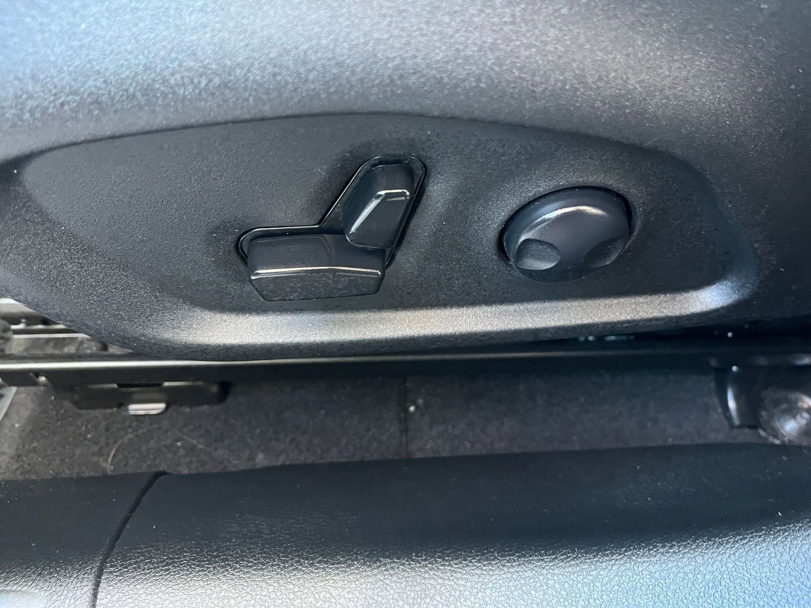 Thumbnail: 2025 Jeep Compass - 22