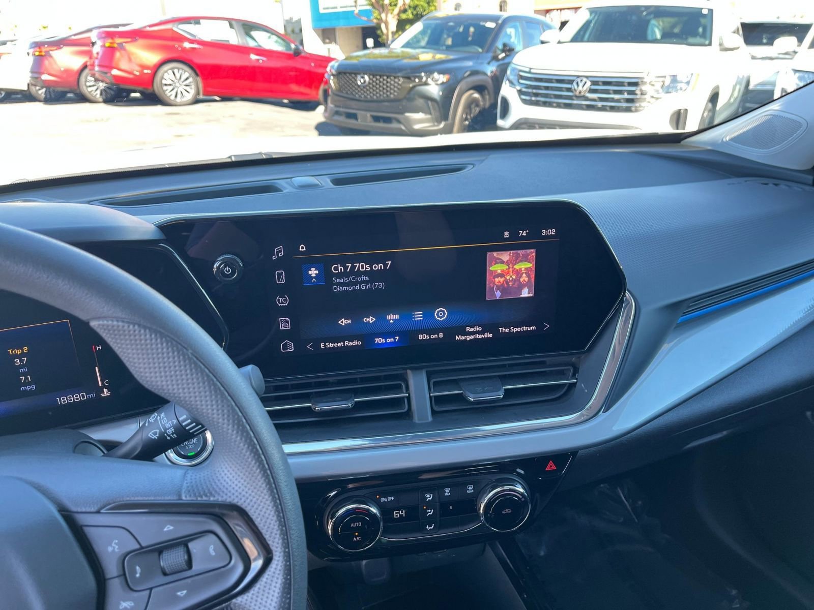 Thumbnail: 2025 Chevrolet Trax - 18