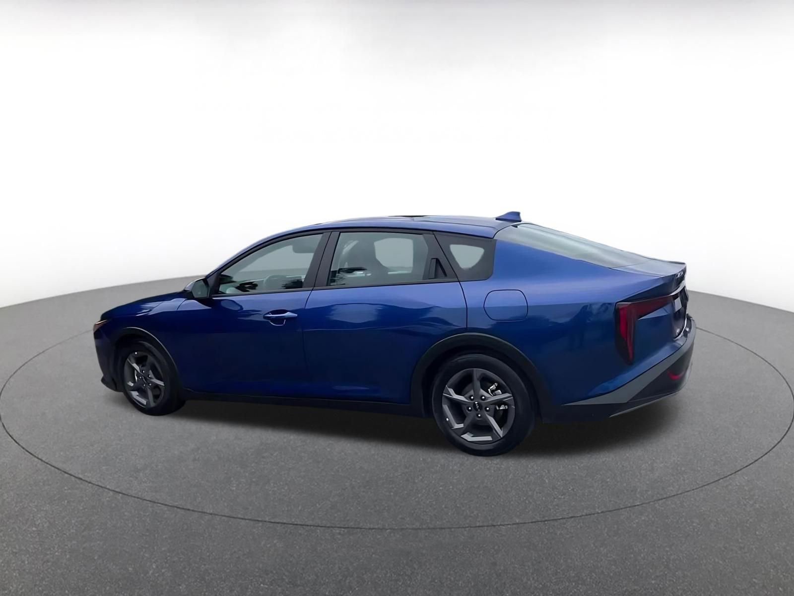 Thumbnail: 2025 Kia K4 - 10