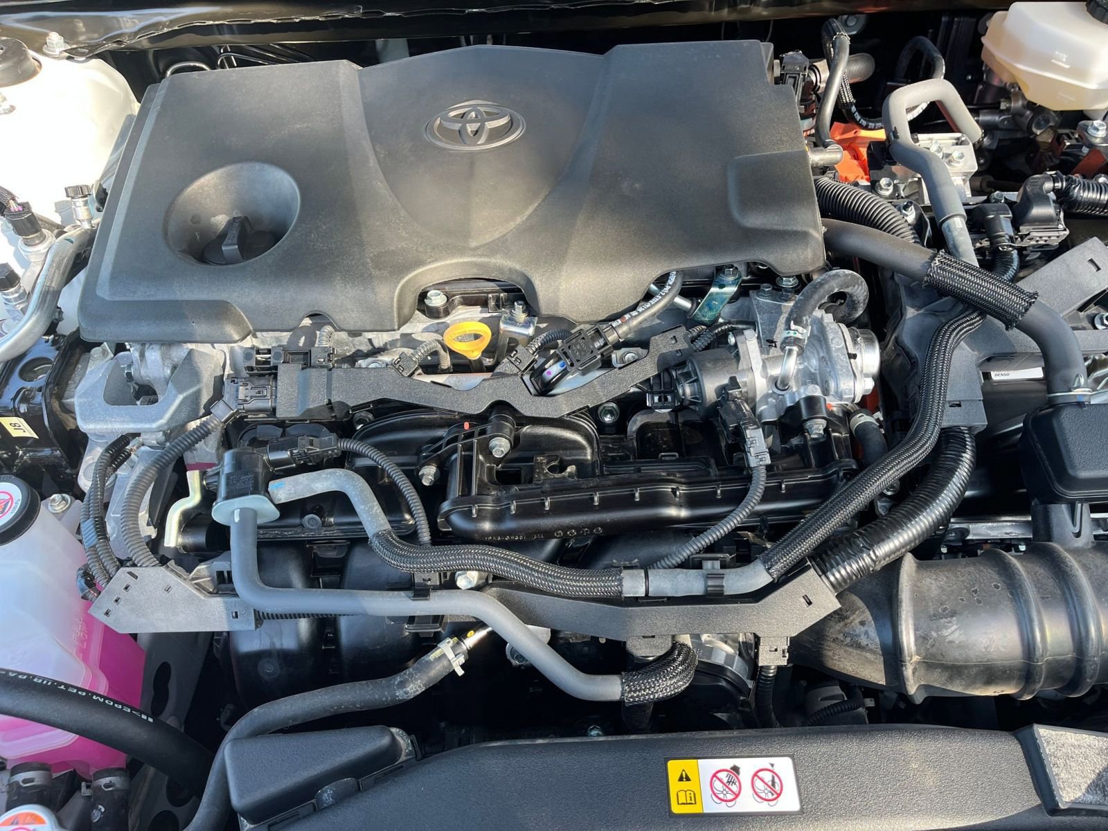 Thumbnail: 2025 Toyota Camry - 32