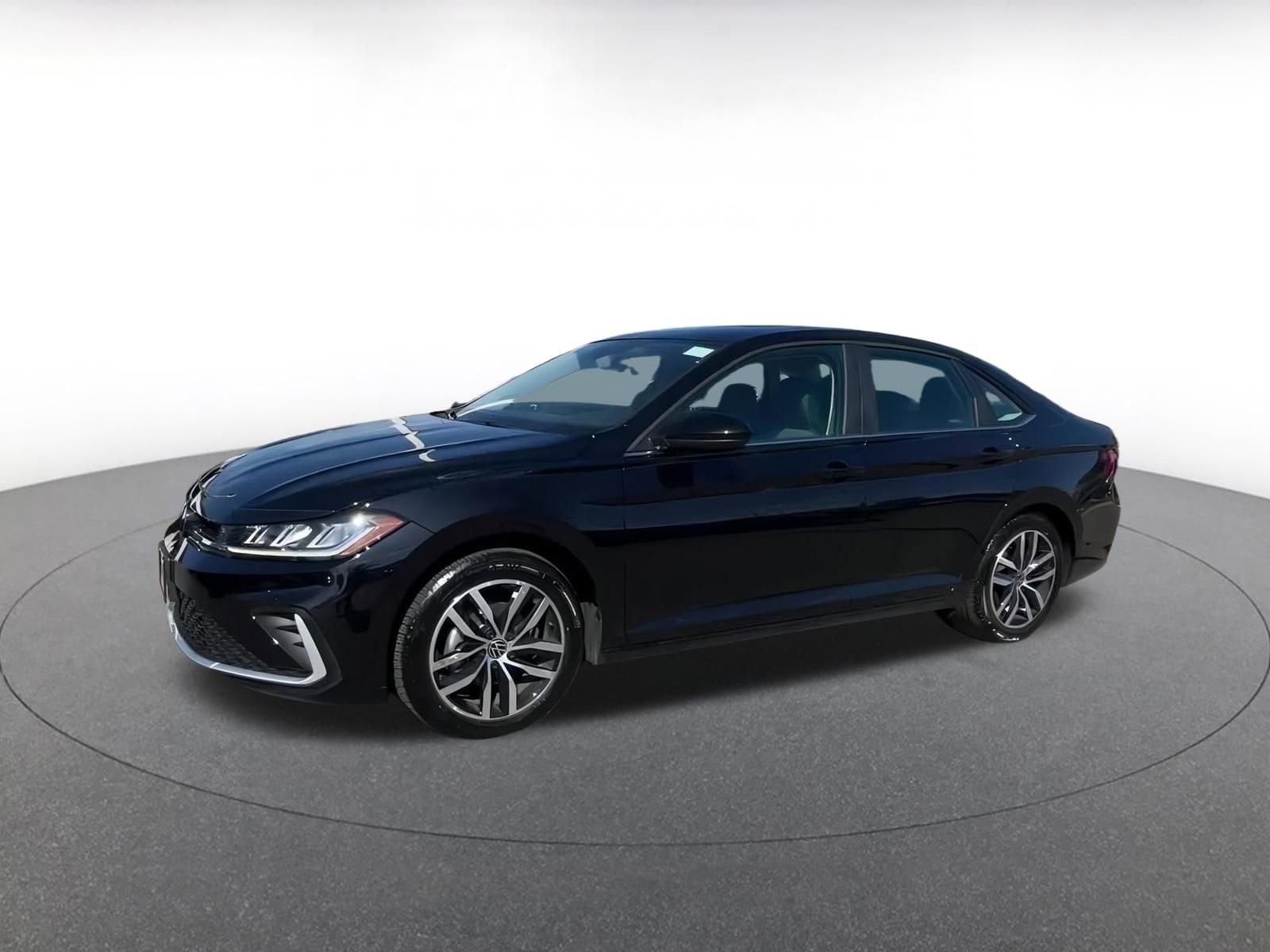 Thumbnail: 2025 Volkswagen Jetta - 8