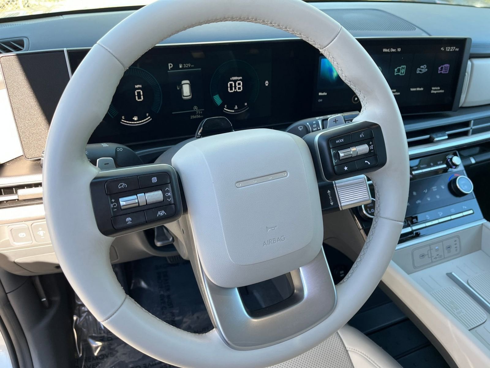 Thumbnail: 2025 Hyundai Santa Fe - 29