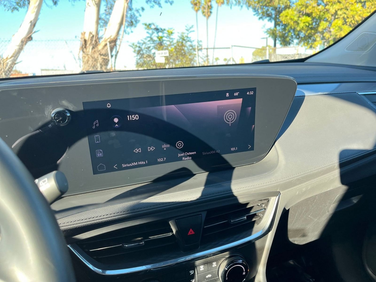 Thumbnail: 2025 Buick Encore GX - 18