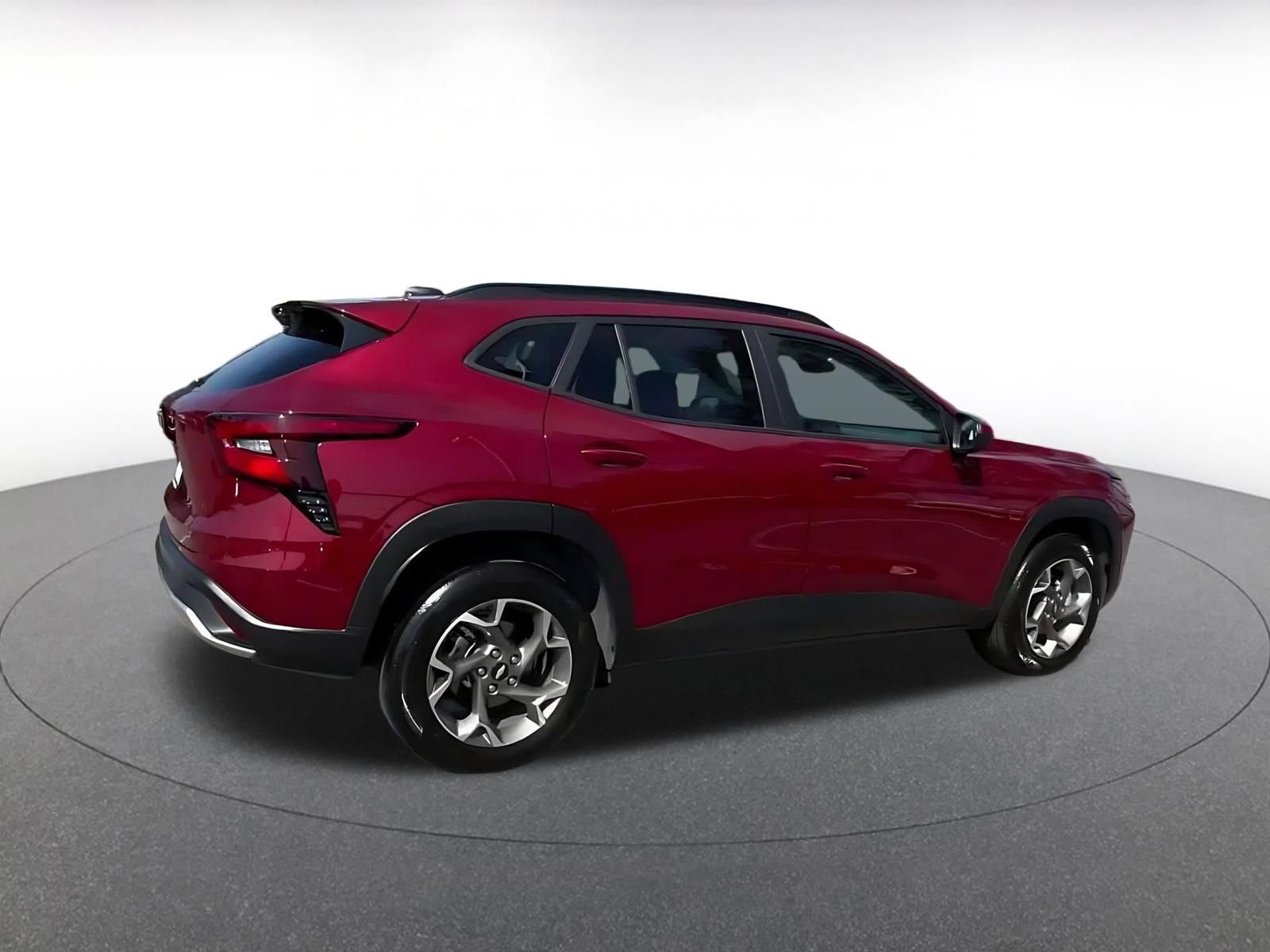 Thumbnail: 2025 Chevrolet Trax - 14