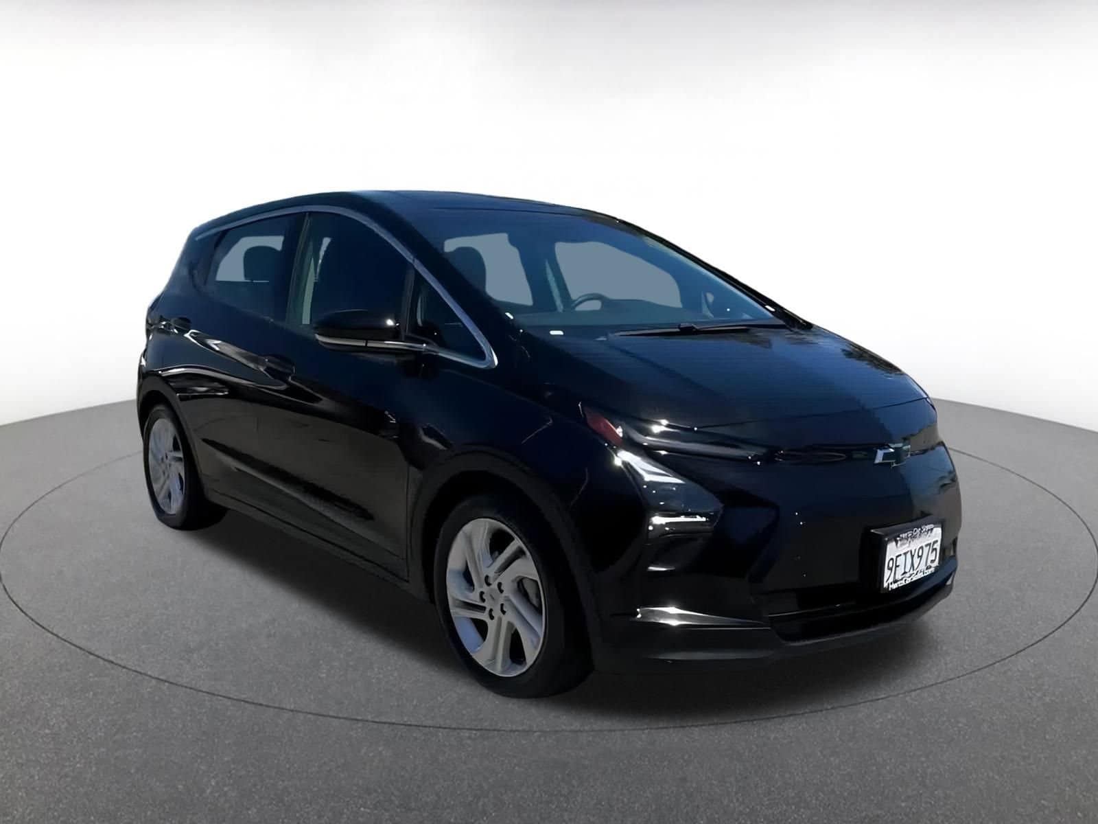 Thumbnail: 2023 Chevrolet Bolt EV - 2