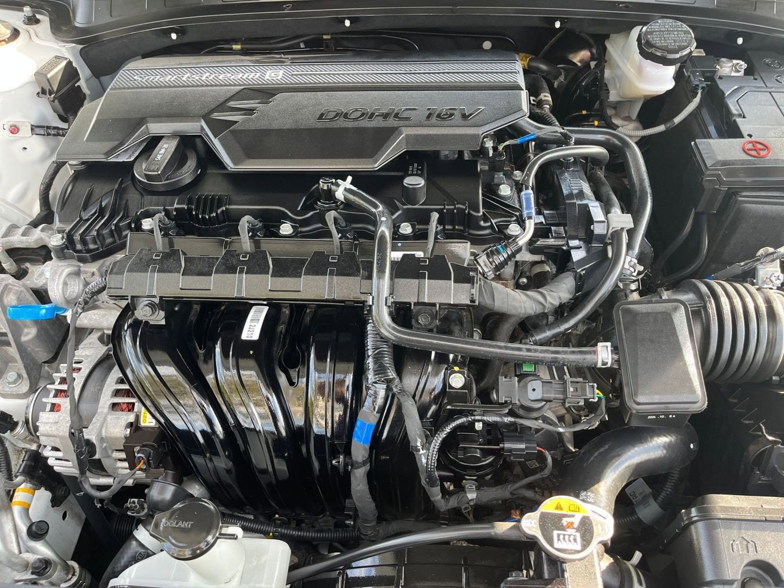 Thumbnail: 2025 Hyundai Elantra - 32