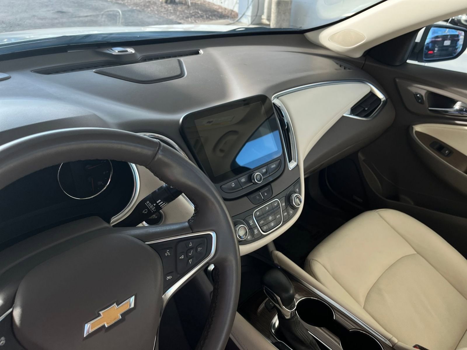 Thumbnail: 2024 Chevrolet Malibu - 18